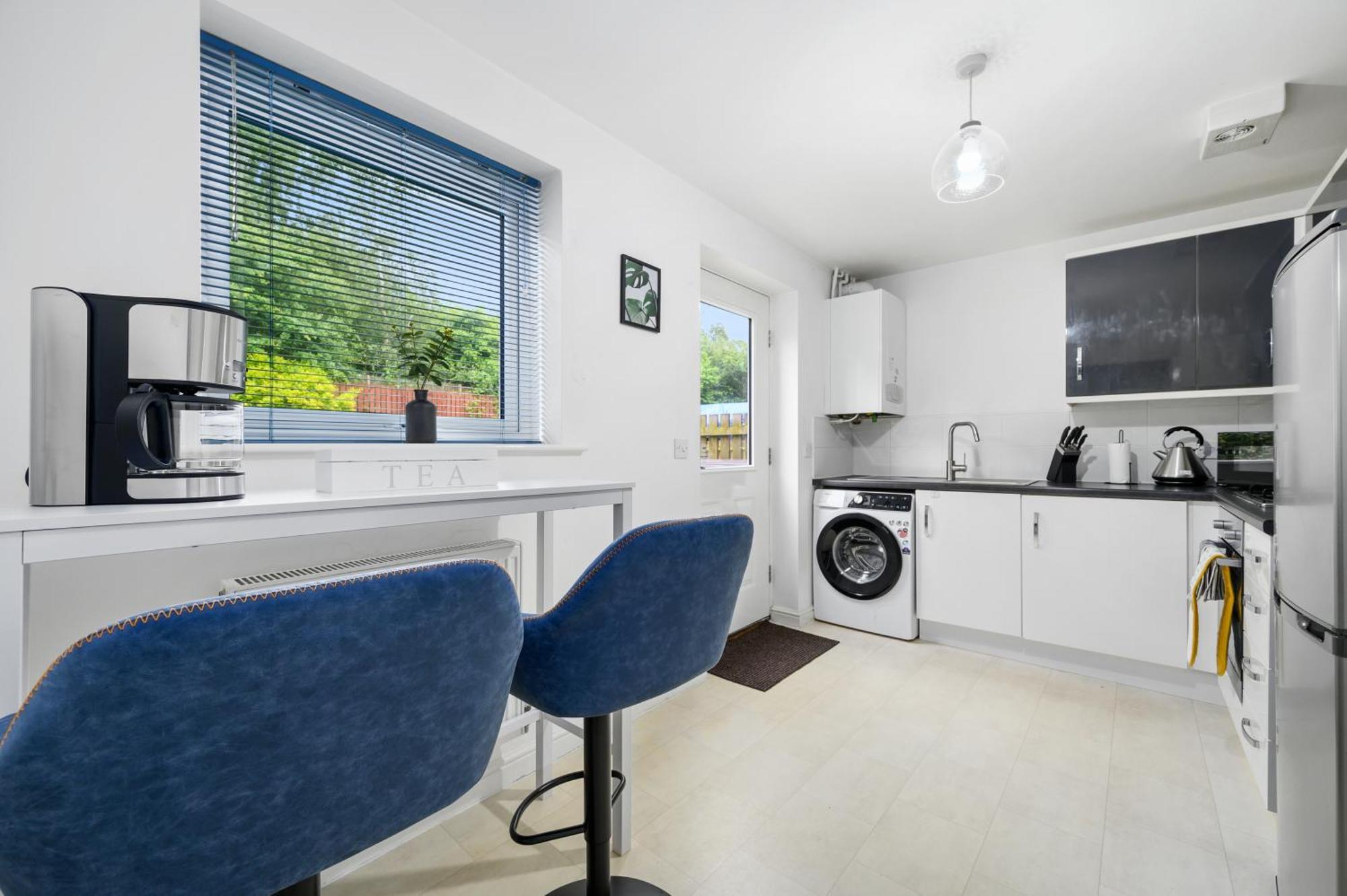 Comfy Stay 6Mins To Coop Live Arena, Etihad Stadium & City Centre With Wifi & Free Private Parking マンチェスター エクステリア 写真